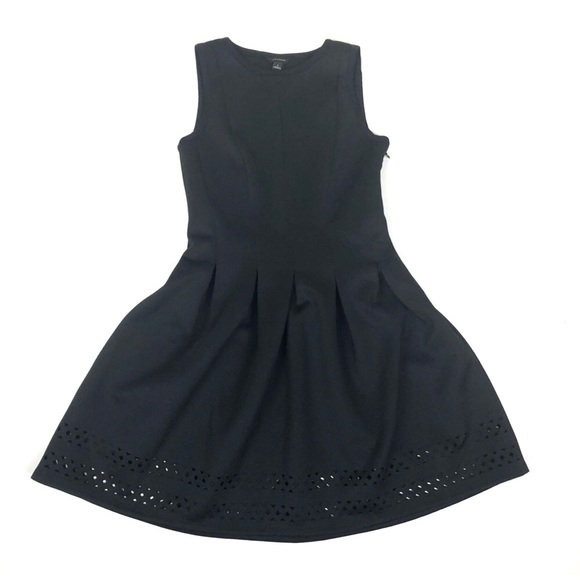 Ann Taylor A-Line Black Dress Laser Cut Hem 4 - Picture 4 of 7